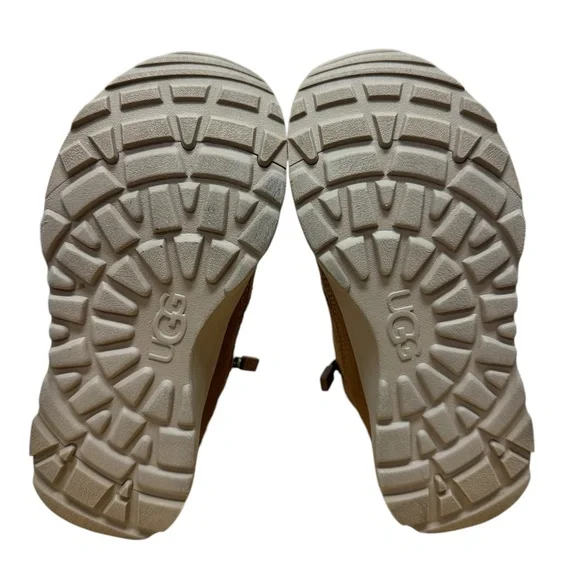 Like new! UGG K Canoe III Weather suede Chukka boots, waterproof, tan, kids13 - Picture 12 of 13